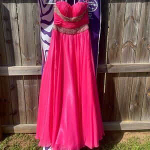 Wow! Prom and Pageant hot pink/strapless formal dress NWT